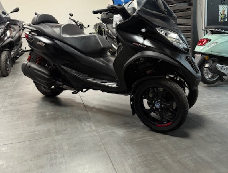 PIAGGIO MP3 400