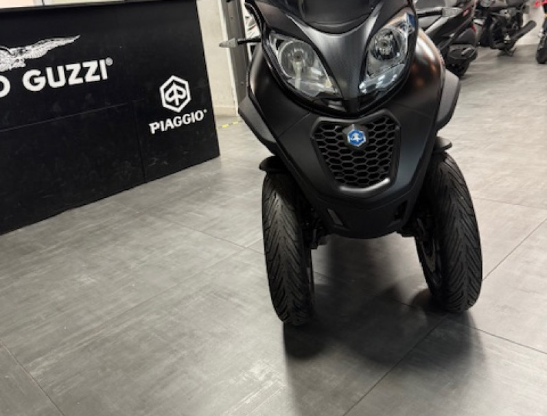 PIAGGIO MP3 400
