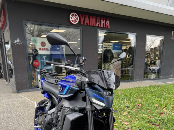 YAMAHA MT-09  Y-AMT