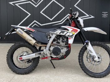 AJP 250 SPR