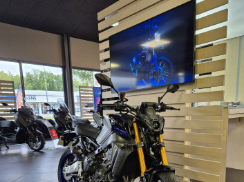 YAMAHA MT-09 SP