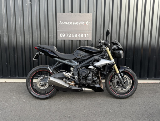 TRIUMPH STREET TRIPLE 675