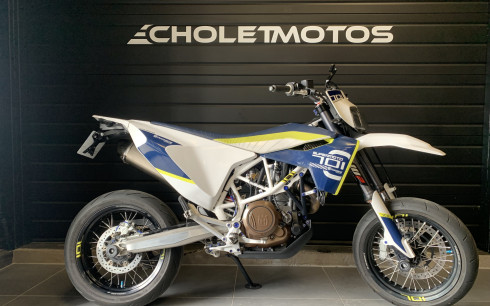 HUSQVARNA 701 SUPERMOTO "GARANTIE 6 MOIS"