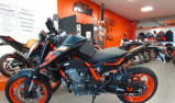 KTM 890 DUKE R