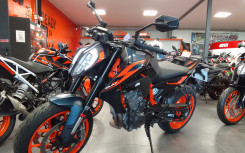 KTM 890 DUKE R