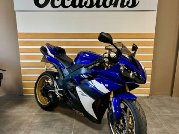 YAMAHA  YZF R1
