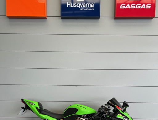 KAWASAKI ZX-6R 636