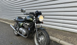 TRIUMPH THRUXTON 900