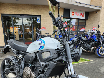 YAMAHA XSR 700