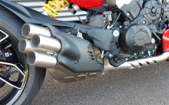DUCATI DIAVEL V4
