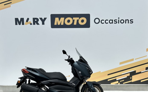 YAMAHA XMAX 300 Tech Max