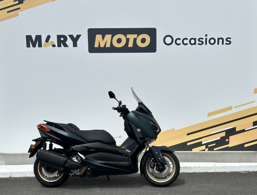 YAMAHA XMAX 300 Tech Max