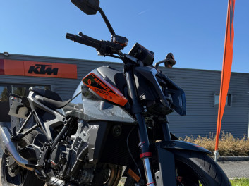 KTM 990  DUKE 2025
