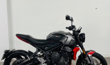 TRIUMPH TRIDENT 660