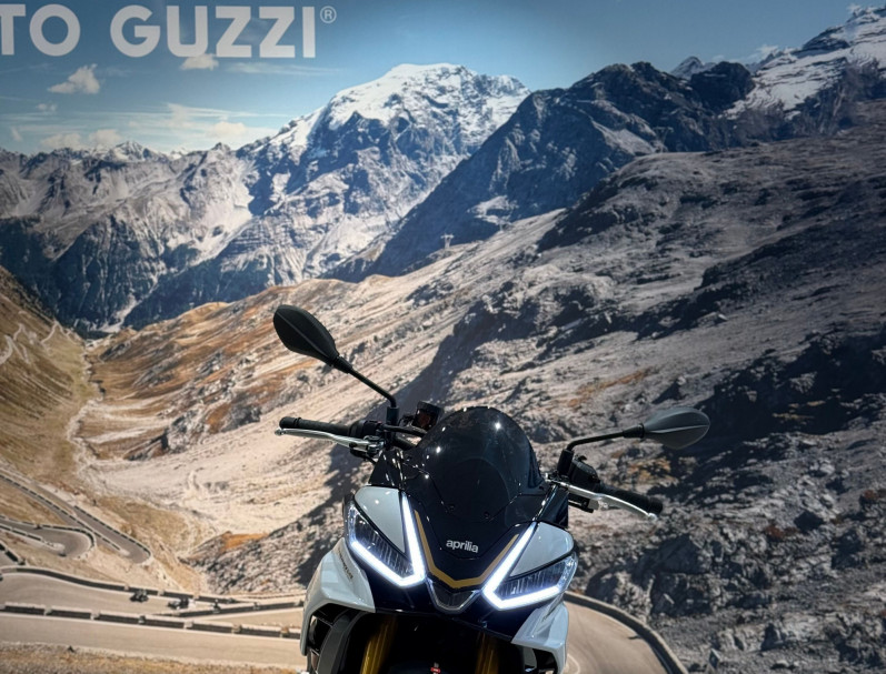 APRILIA - Tuono V4 Factory ULTRA GOLD - Occasion
