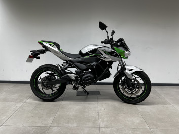 KAWASAKI Ze-1 / 2024 / 159 km 