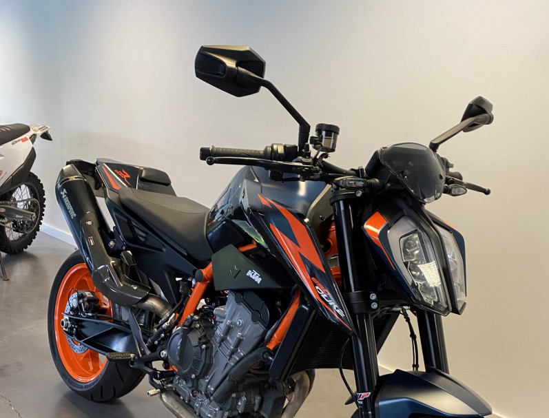 KTM 890 DUKE R