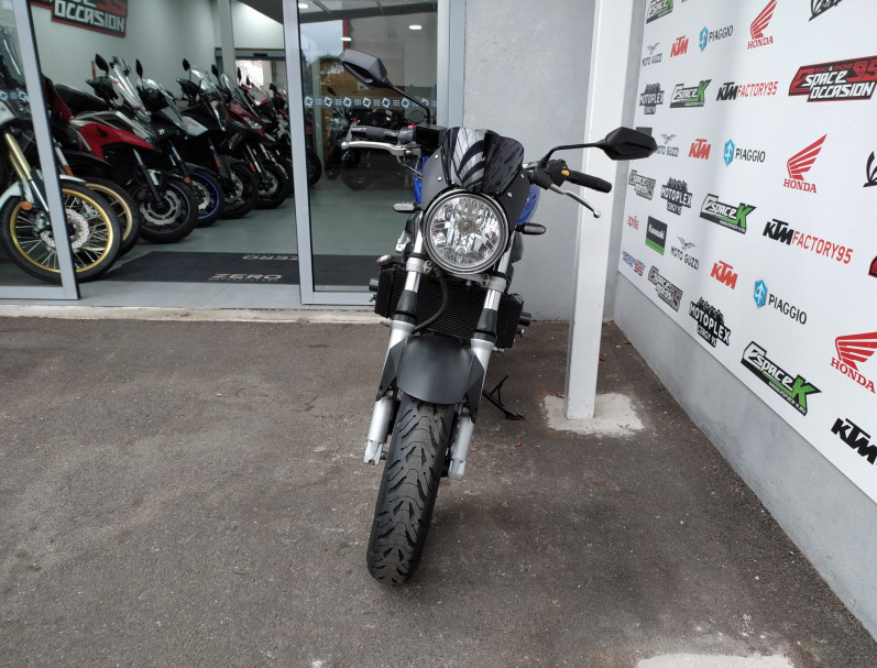 SUZUKI SV 650 A2 (34 CV) OU "FULL")