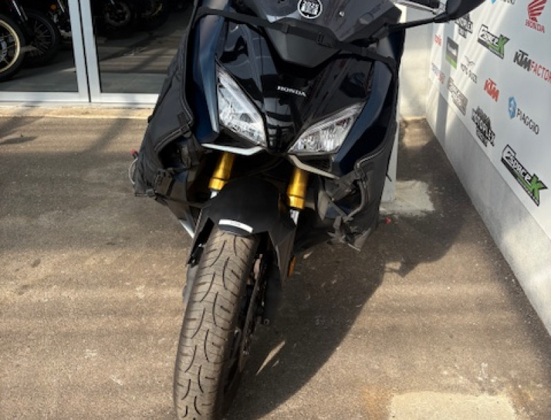 HONDA NSS FORZA 750