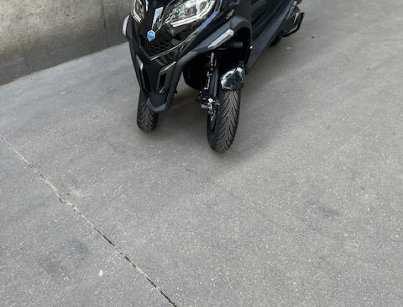 PIAGGIO MP3 400 HPE ABS ASR GARANTIE 4 ANS