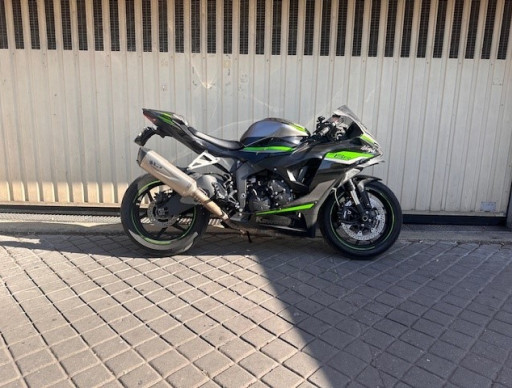 KAWASAKI ZX-6R 636