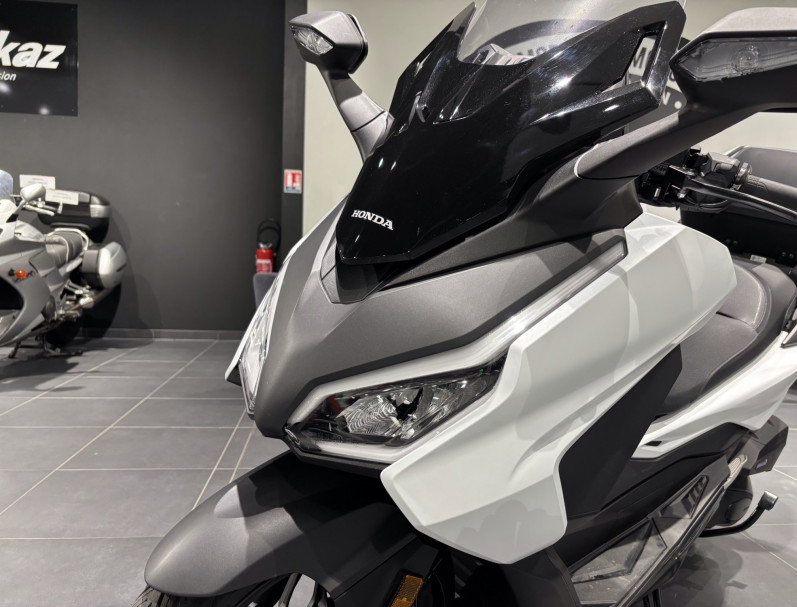 HONDA FORZA 125 / Garantie 