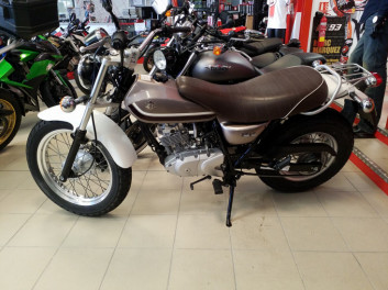 Suzuki 125 van van