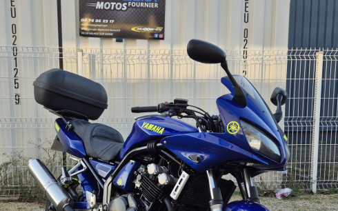 YAMAHA FZ6 600 FAZER