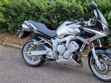 YAMAHA FZ6-S MOTORS 54