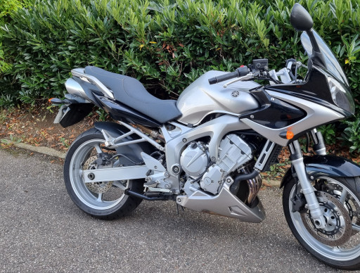 YAMAHA FZ6-S MOTORS 54