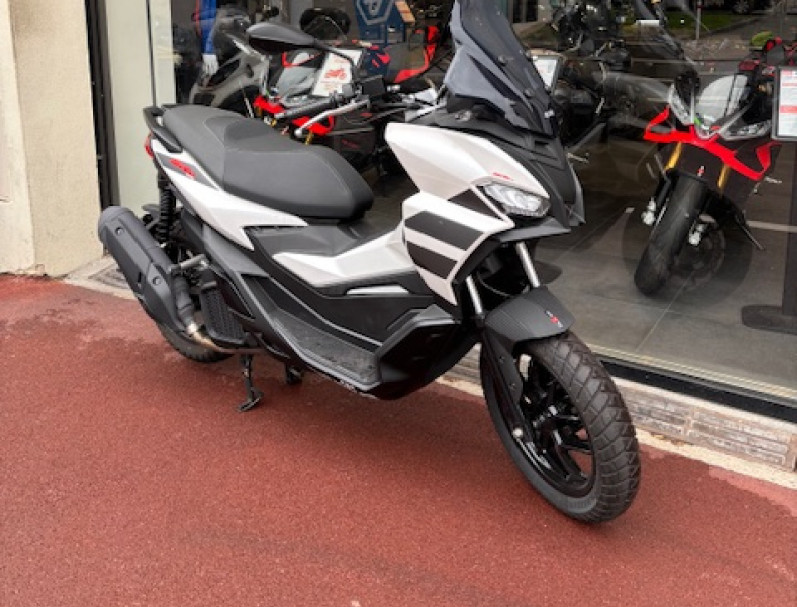 APRILIA SR 125 GT