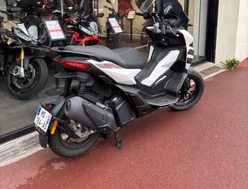 APRILIA SR 125 GT