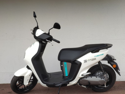 YAMAHA NEO