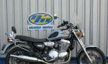 TRIUMPH THUNDERBIRD 900