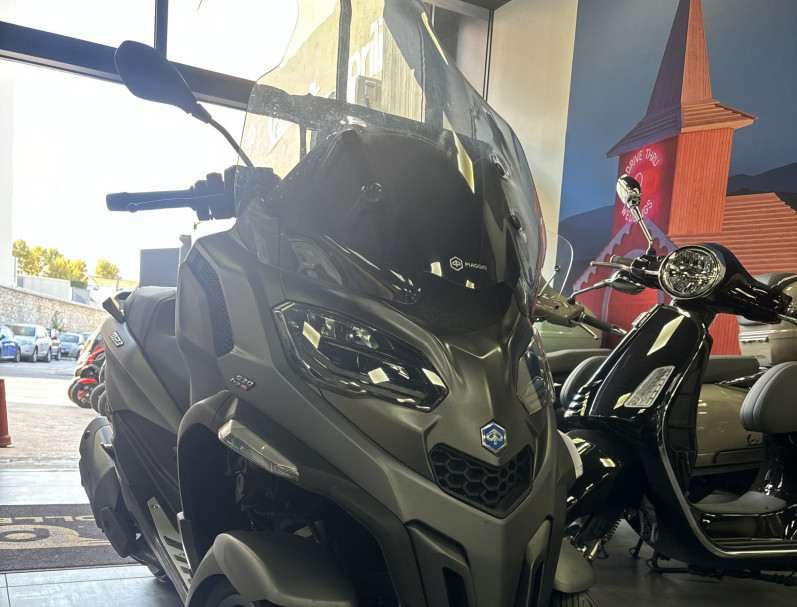 PIAGGIO MP3 530 HPE EXCLUSIVE