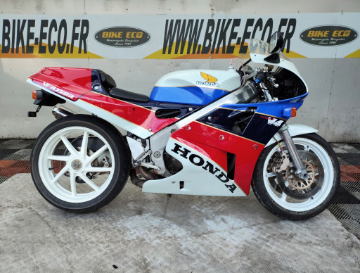 HONDA VFR 750 R RC30 (63008)