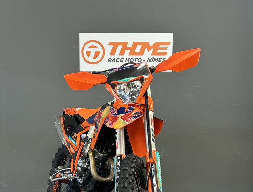 KTM 250 EXC-F FULL EQUIPEE AKRAPOVIC (165€/mois)