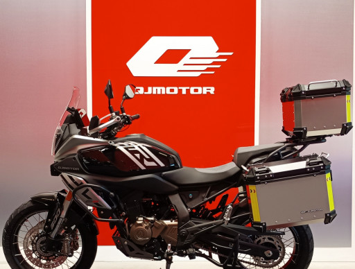 QJ MOTOR SRT 600 SX Touring