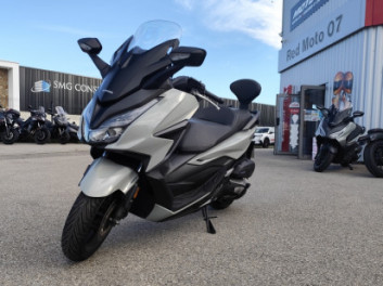 HONDA FORZA 125