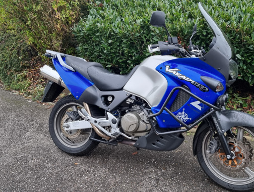 HONDA VARADERO 1000 motors 54 