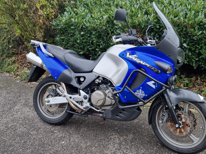 HONDA VARADERO 1000 motors 54 