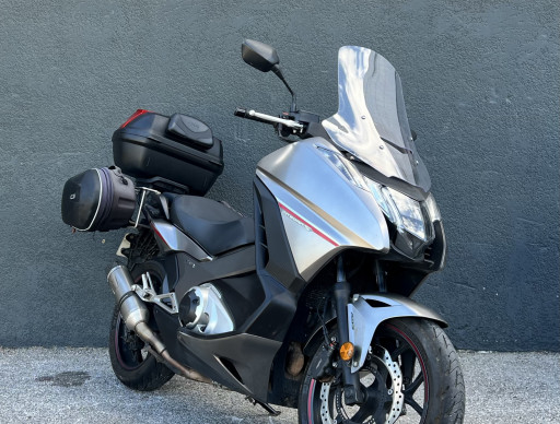 HONDA INTEGRA 750