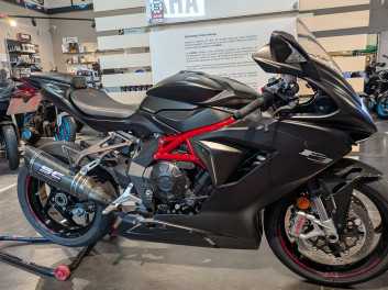 MV AGUSTA F3 800