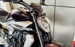 DUCATI XDIAVEL V4 LIGNE AKRAPOVIC TITANE