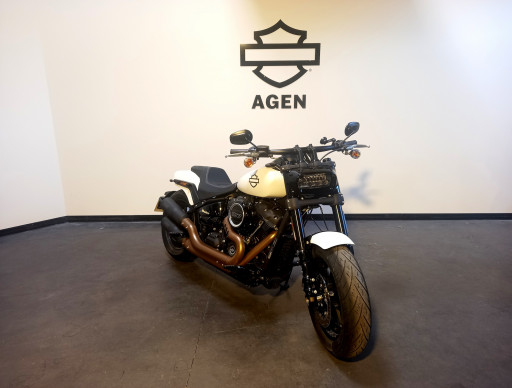 HARLEY-DAVIDSON SOFTAIL FAT BOB 1745