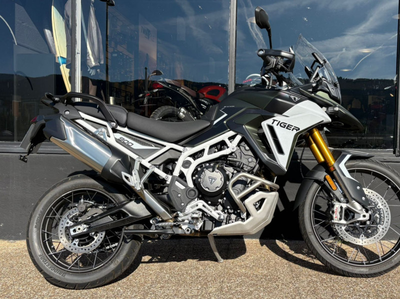 TRIUMPH TIGER 900 RALLY PRO (VALISES OFFERTES JUSQU