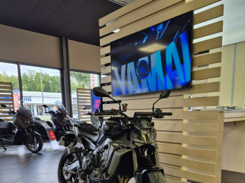 YAMAHA MT-09  Y-AMT