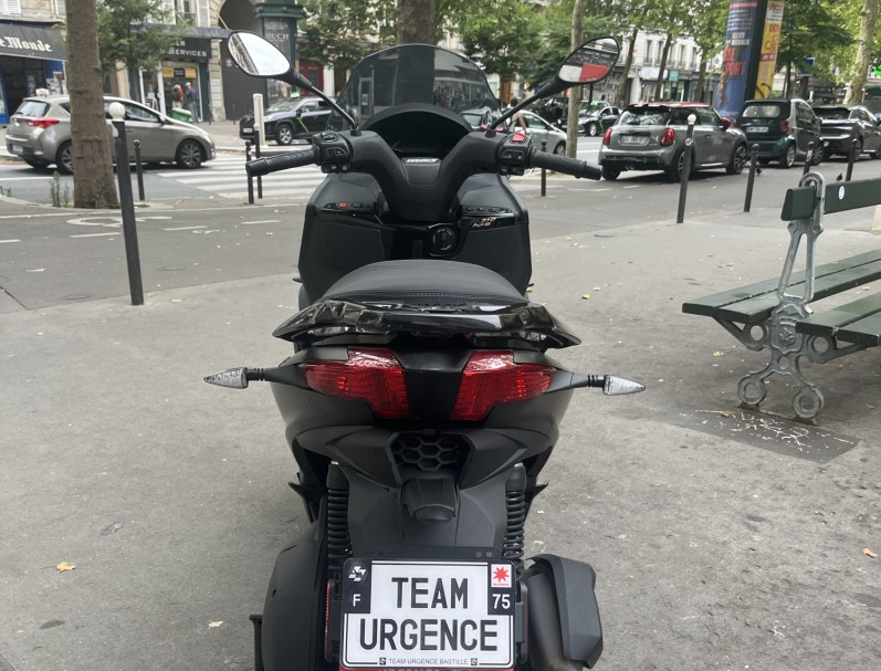 PIAGGIO MP3 310 HPE SPORT - NOIR MAT - 1ER MAIN