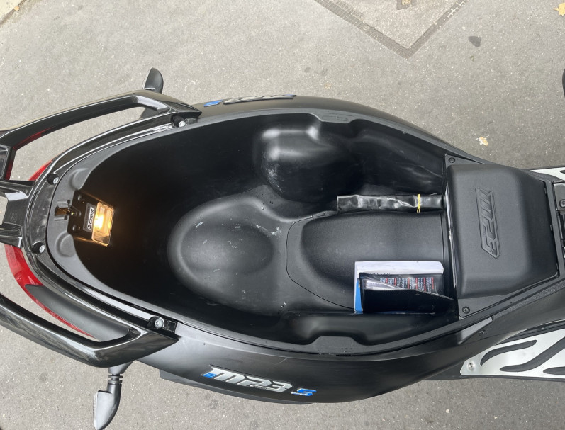 PIAGGIO MP3 310 HPE SPORT - NOIR MAT - 1ER MAIN