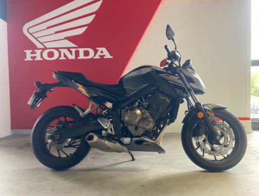 HONDA CB650F ABS VS HORNET